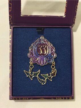 NWT Disney Club 33 Halloween Collectible Pin